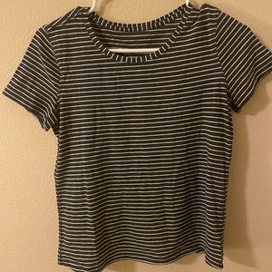 Lululemon love t stripe